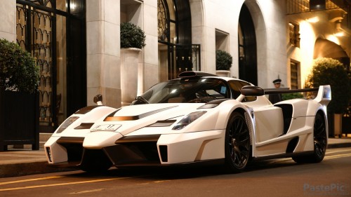 217---eOKPOGB---Gemballa-MIG-U1-Ferrari-Enzo7049e8ce8dce7bce.jpg
