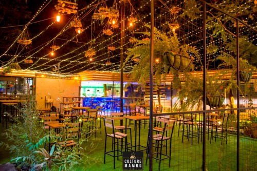 Outdoor_bar1335478745ada8ce6.jpg
