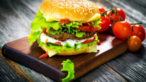 hamburger-2560x1440-tomato-salad-bun-burger-cheese-393deccb5df825957a3.jpg