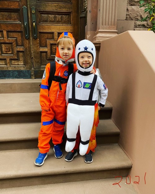 Zach-and-Max8f16e629636e8082.jpg
